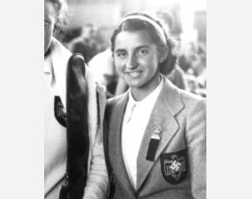Doris Eckert Age, Biography, Wiki, Height, Net Worth and More 1