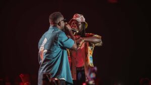 It's my prayer to go on a world tour with Shatta and Stonebwoy - Sarkodie 3