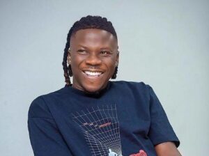 I'm forever grateful - Stonebwoy appreciates Asamoah Gyan for paying his surgery cost 2