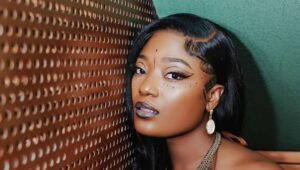 Your opinion doesn't matter - Efya to Blakk Rasta 2