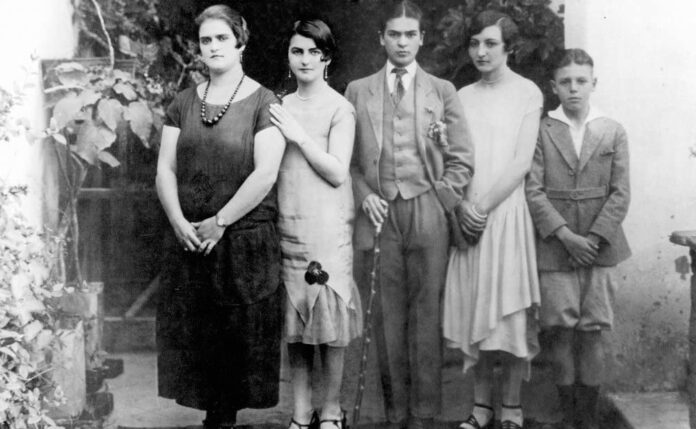 Who Are Frida Kahlo's Siblings?